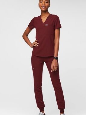 Figs Scrubs Set in Burgundy, XS top and XSP bottom